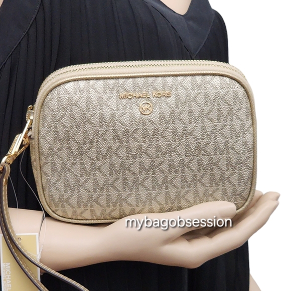 Michael Kors Jet Set Logo Double Zip Wristlet Gold - Picture 1 of 7
